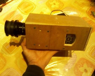 Illustration for article titled Projectors Made From Trash Deliver HD Video and Stereoscopic Movies